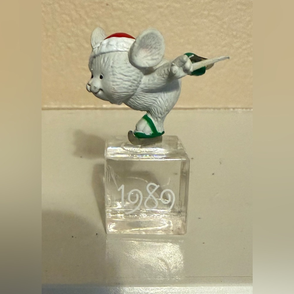 1989 Heirloom “Havin Fun” Christmas Ornament